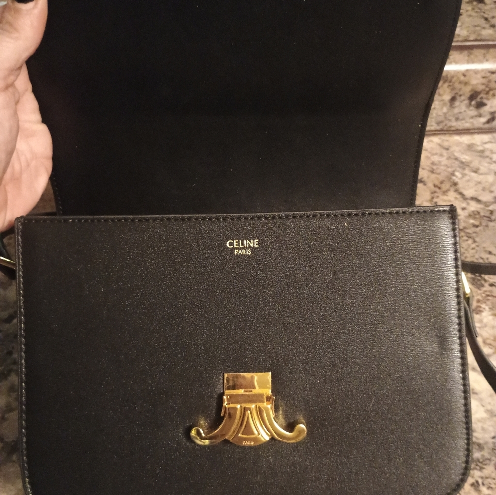 Celine Triomphe Bag in black shiny calfskin. Euc Like New - Picture 11 of 14